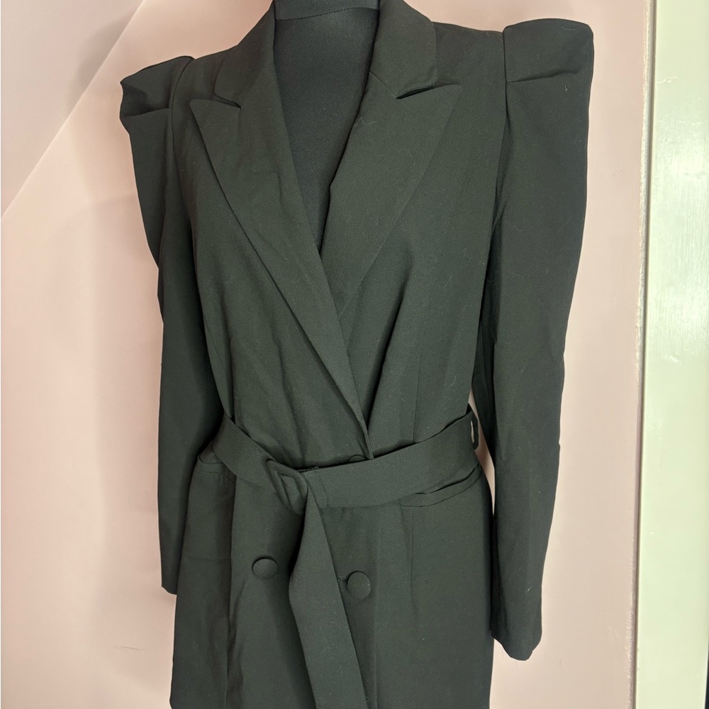 Zara Black Structured Blazer with Belt